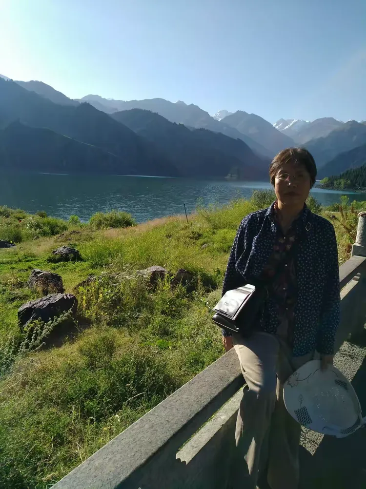 冲浪大师赛上演强强对话，蓬莱貔貅队逆转嵩山灰熊队，团队配合流畅；定海神针仍在的简单介绍